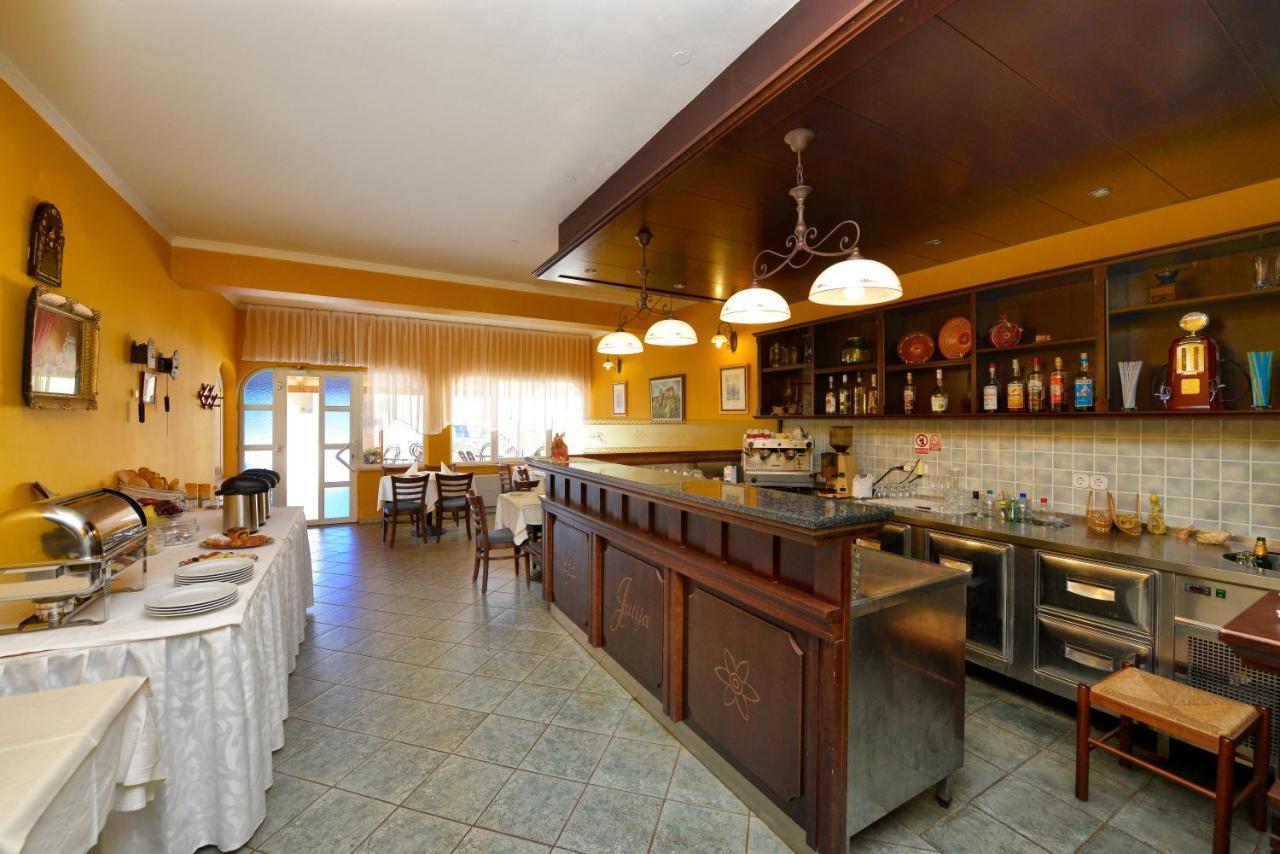 Bed And Breakfast Julia Seget  Dış mekan fotoğraf