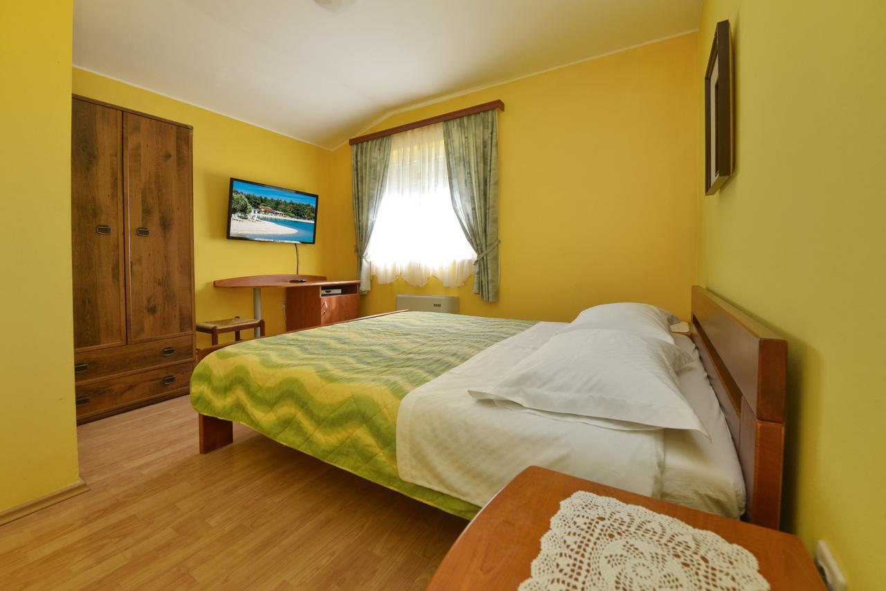 Bed And Breakfast Julia Seget  Dış mekan fotoğraf